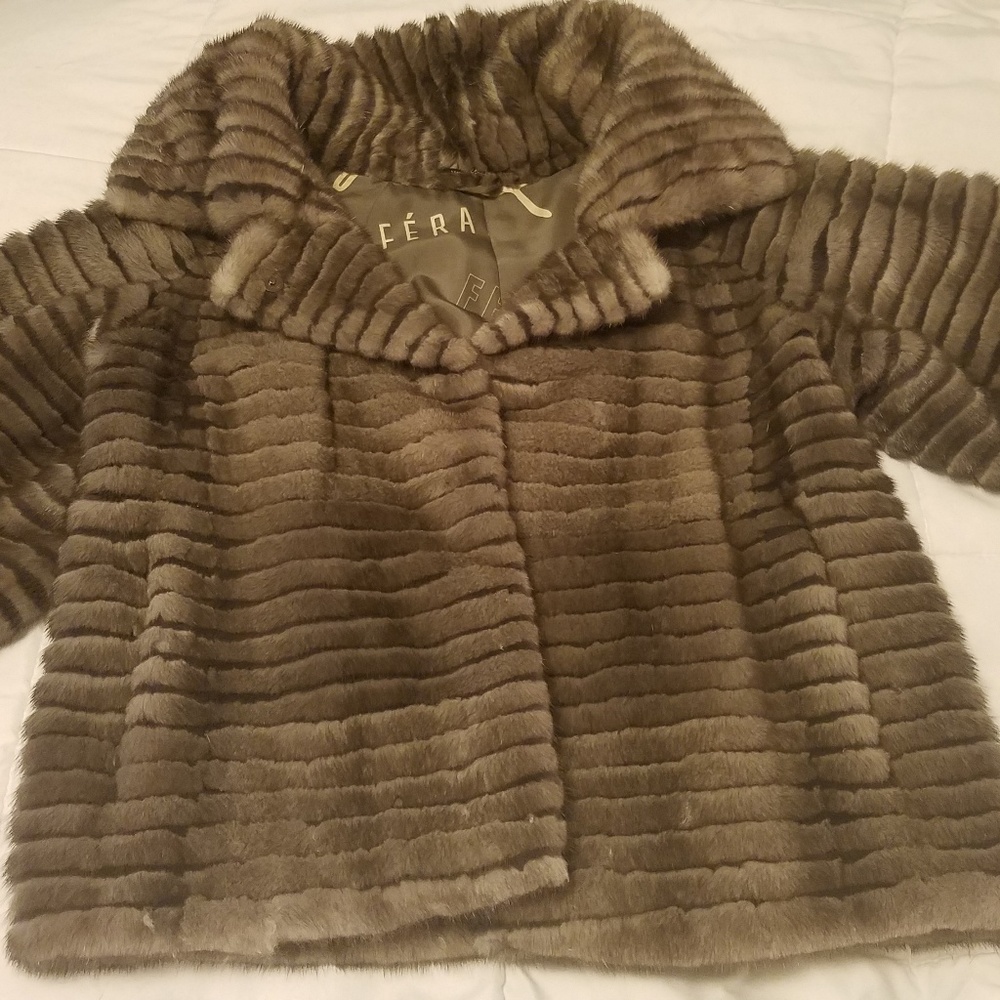 Feraud Fur- Blue Iris Mink - Picture 2 of 3
